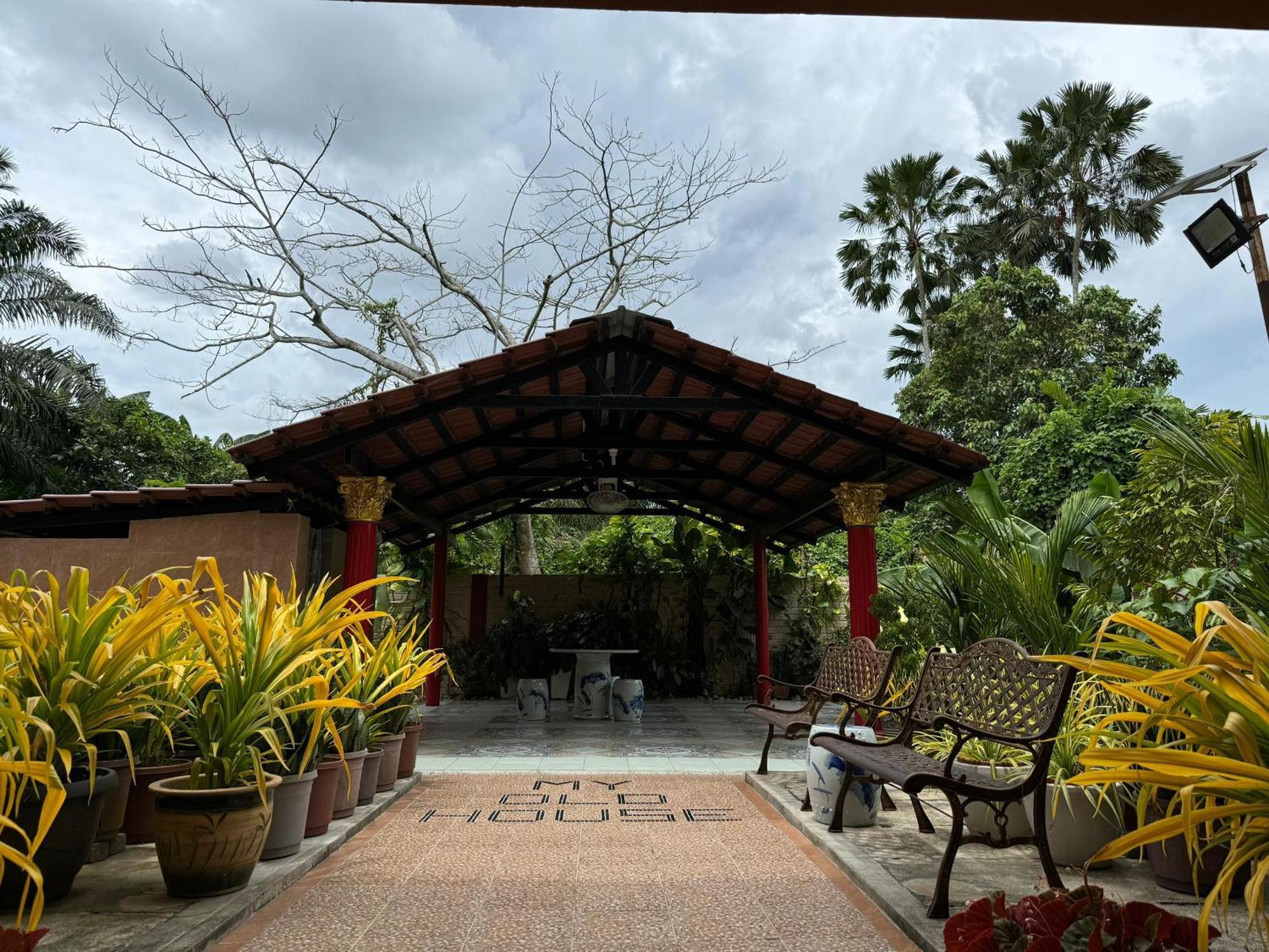 Apartmán Myoldhouse Lahad Datu Exteriér fotografie
